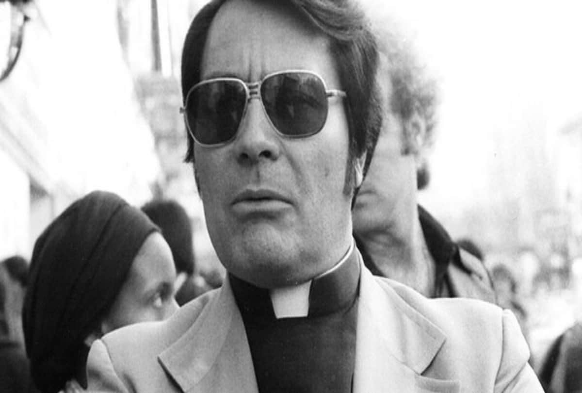 Jonestown Mass Suicide when more than 900 people take their own lives by consuming poison