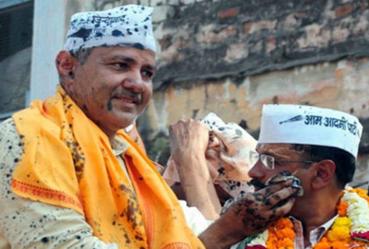 chilli powder attack on arvind kejriwal in secretariat, timeline of all attacks on kejriwal