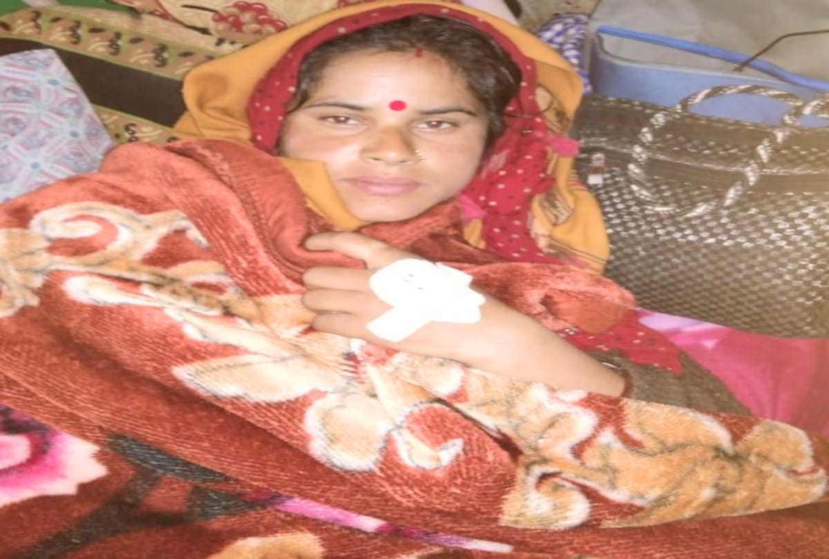 A woman gave birth to three sons together at mandi hospital