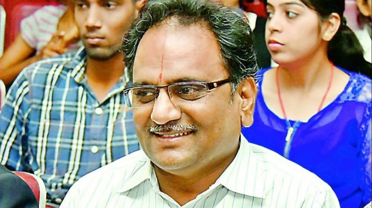 emotional letter of information commissioner Madabhushanam Sridhar Acharyulu on retirement