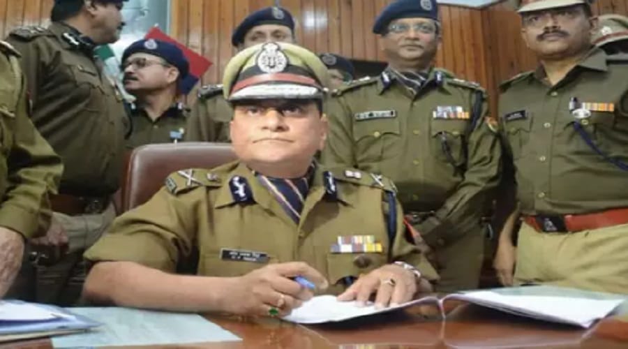 Meerut, 2640 criminal is absconding from District Jail and DGP has sought response from police