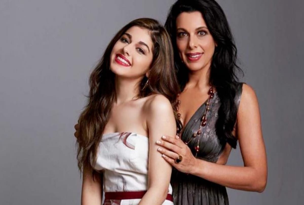 pooja bedi daughter aalia furniturewalla debut with saif ali khan