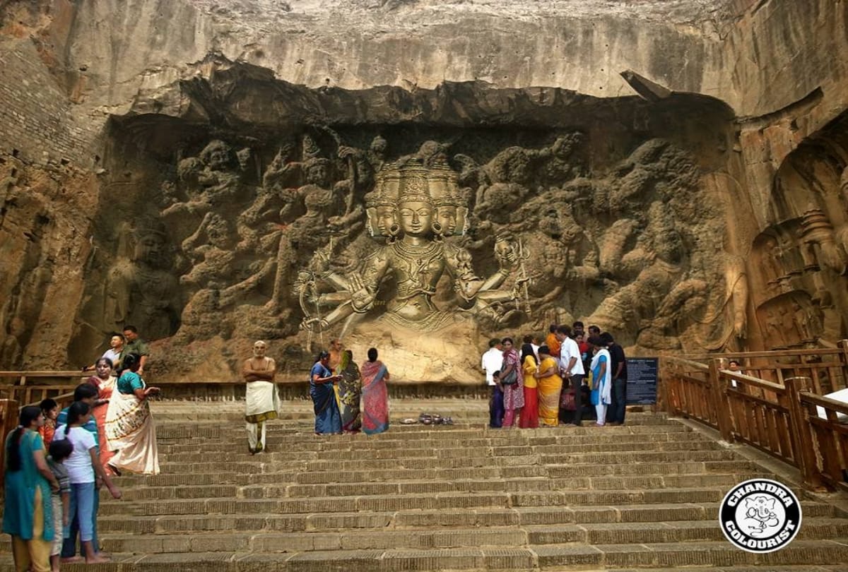 Before sharing this picture know truth, temple was not found after mosques demolition in karnataka