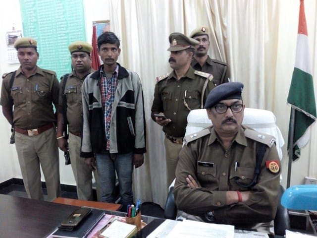 Investigator of robbery arrested