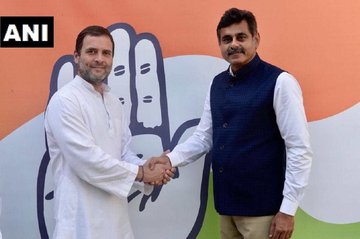 Konda Vishweshwar Reddy who had resigned from TRS meets Rahul Gandhi in Delhi