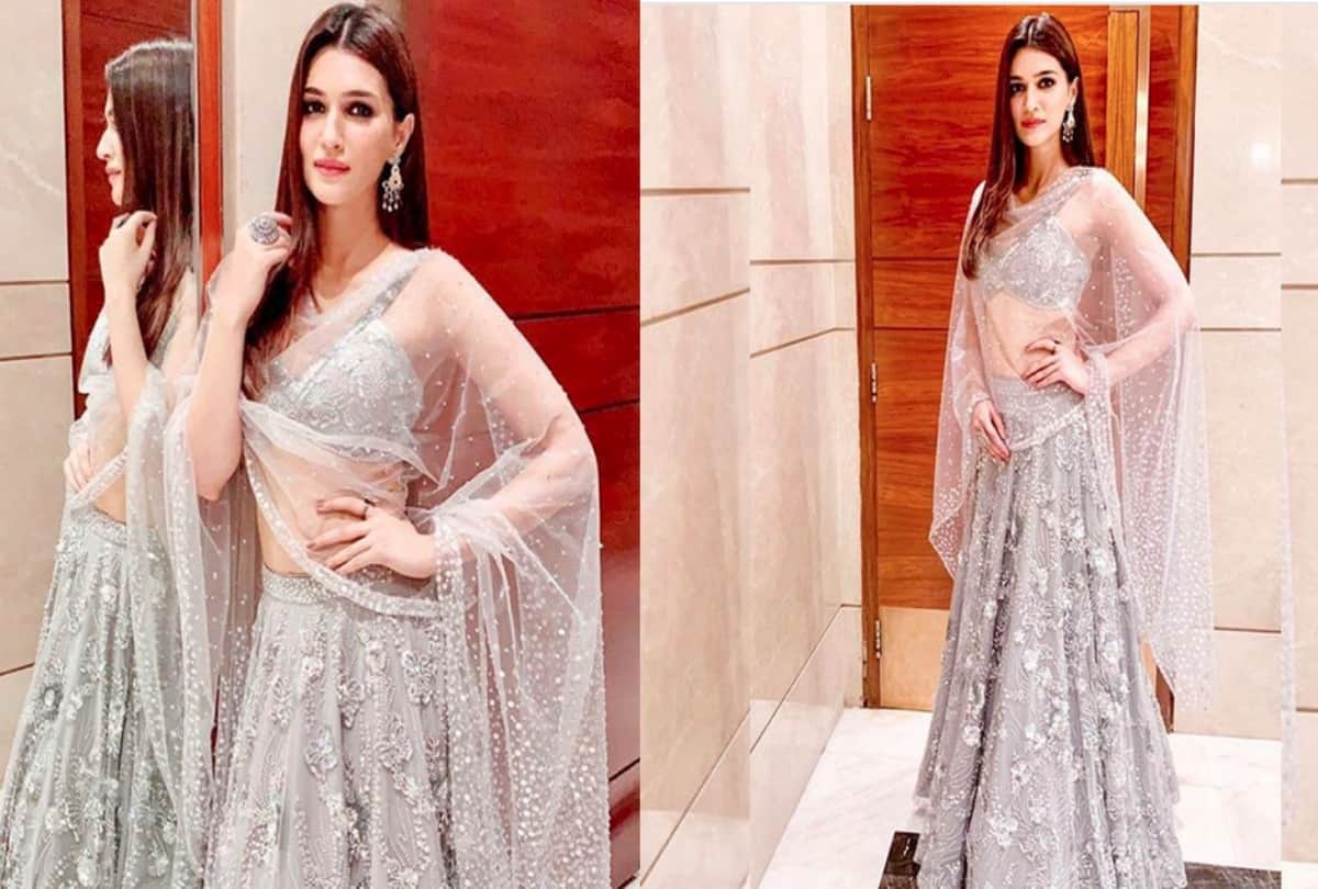 Kriti Sanon is setting the internet on fire with her blue monokini