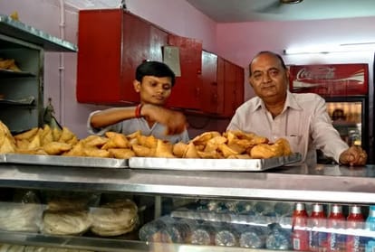 ultimate places for the best street food in Delhi