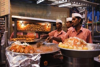 ultimate places for the best street food in Delhi