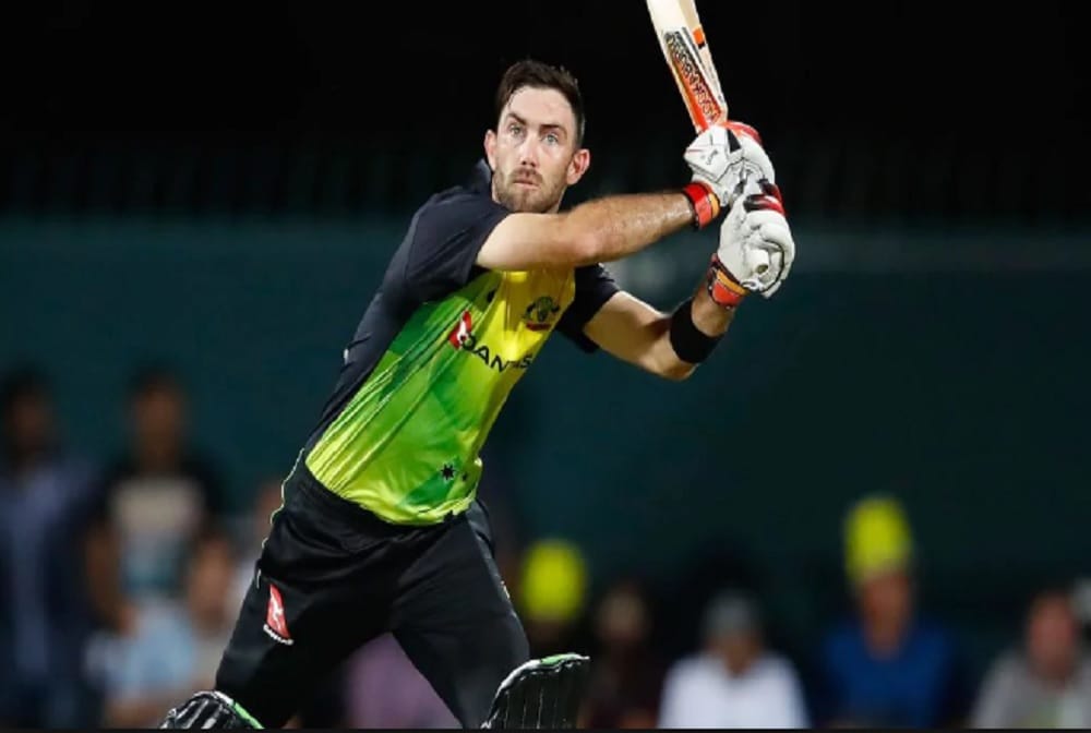 india vs australia: Glenn Maxwell excellent shot and some how saved  Flying Fox camera  