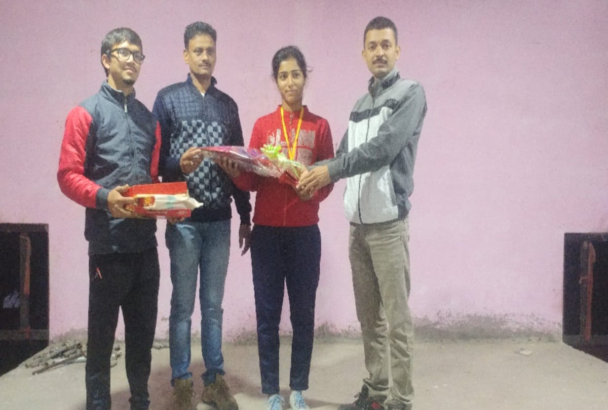 pallavi pathania won bronze medal in state level wrestling championship