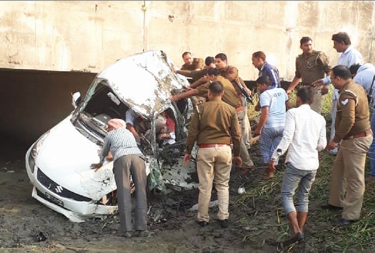 three young men dead in road accident at hapur