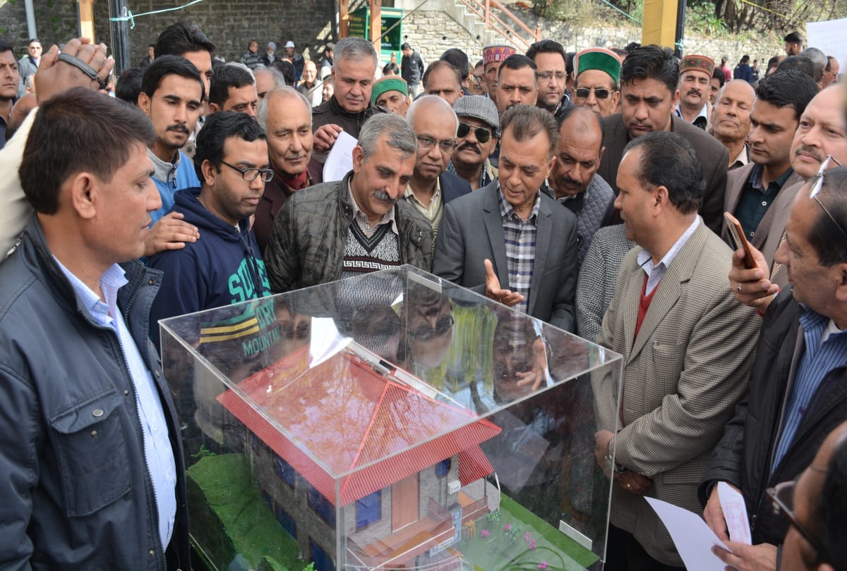 street lights in the villages on the lines of the city: Anil Sharma