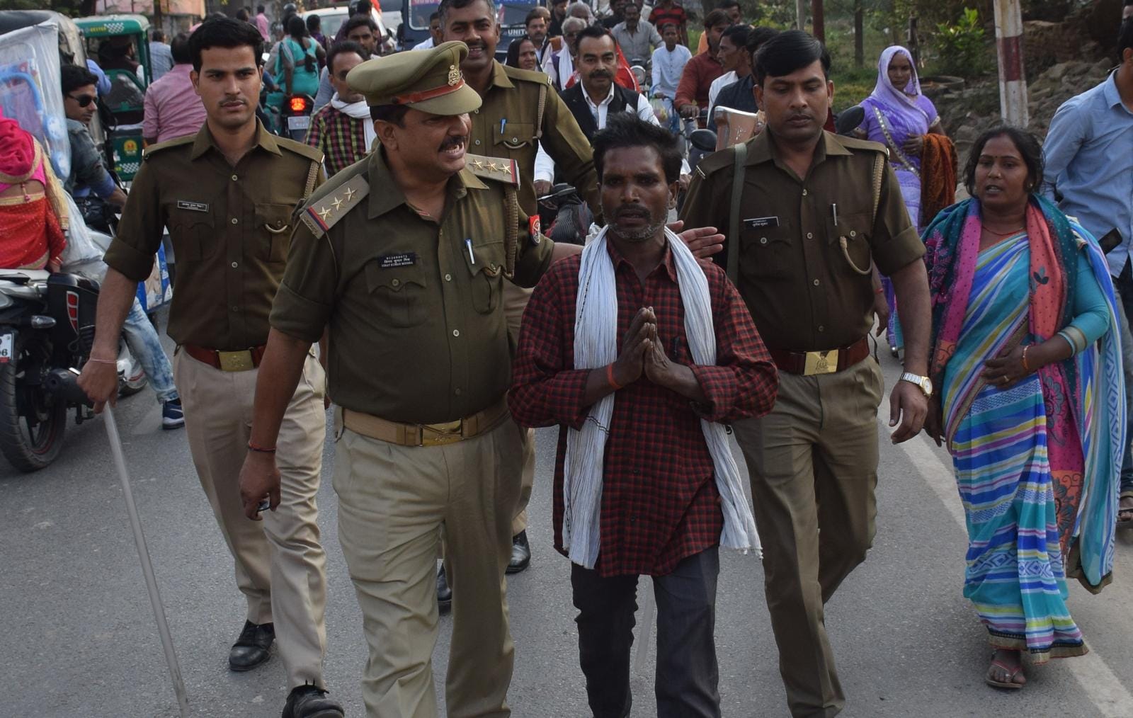 azamgarh lady teacher filed fake case of sexual abuse for just leave husband