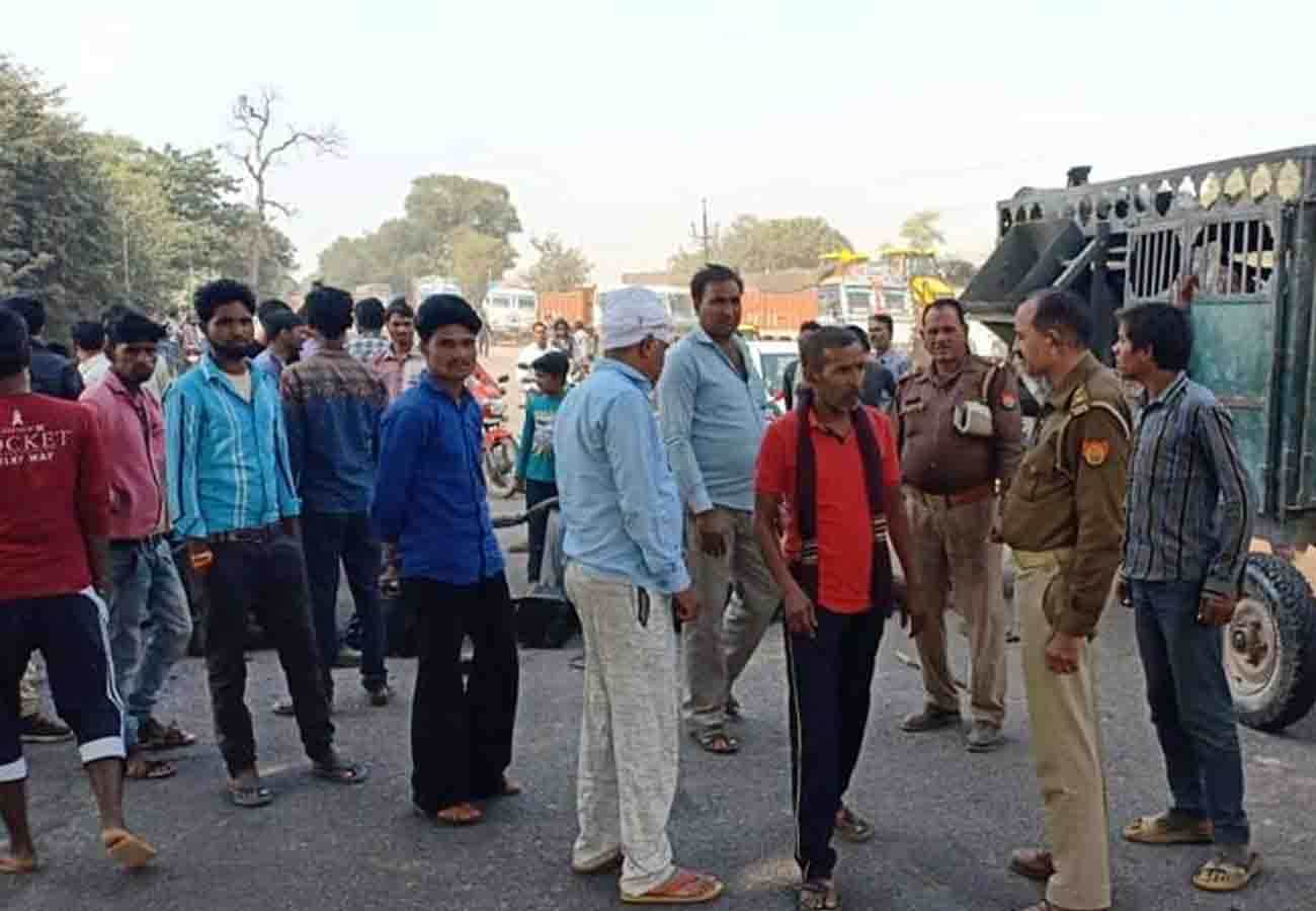 man lost his life in painful accident in kanpur dehat