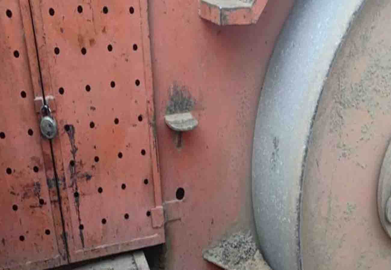 man lost his life in painful accident in kanpur dehat