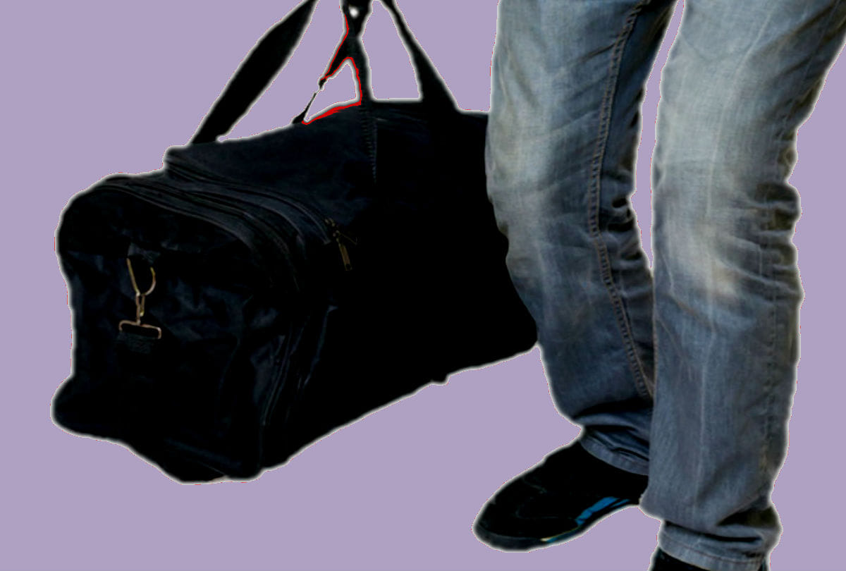 cash bag stolen in marriage ceremony in mathura
