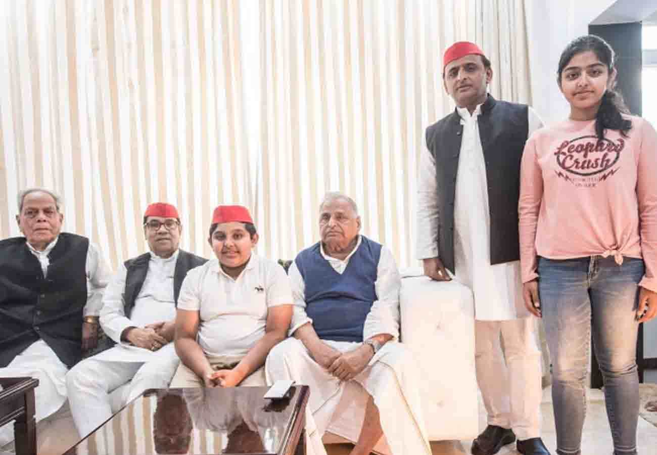Bad news for Mulayam Singh on birthday