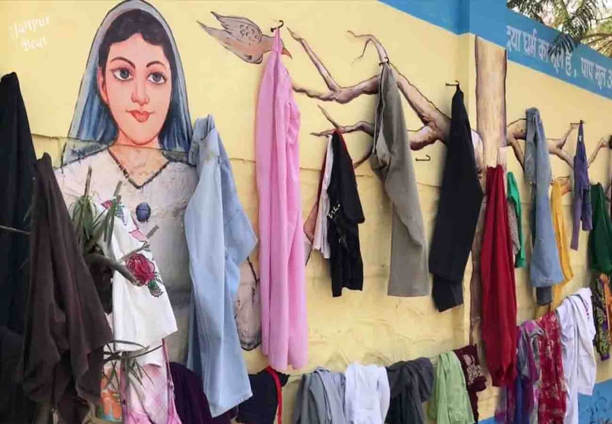 poor wall of support in mahoba