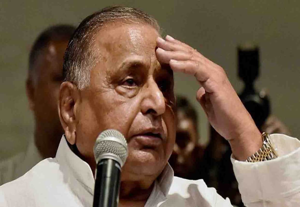 Bad news for Mulayam Singh on birthday