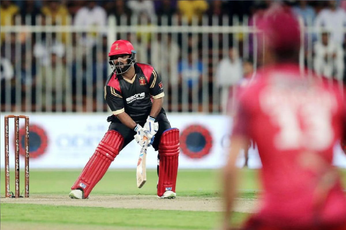 mohammad shahzad run out like dhoni video viral in bangladesh premier league