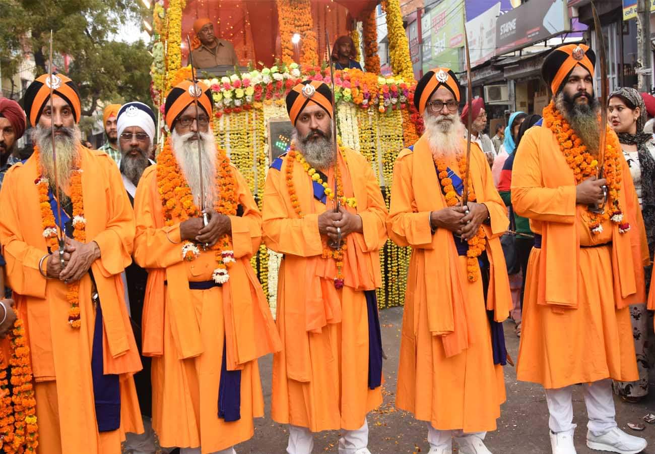 Kartik Purnima 2018 Puja Vidhi Shubh Muhurat Timings Significance Importance Of Guru Parv