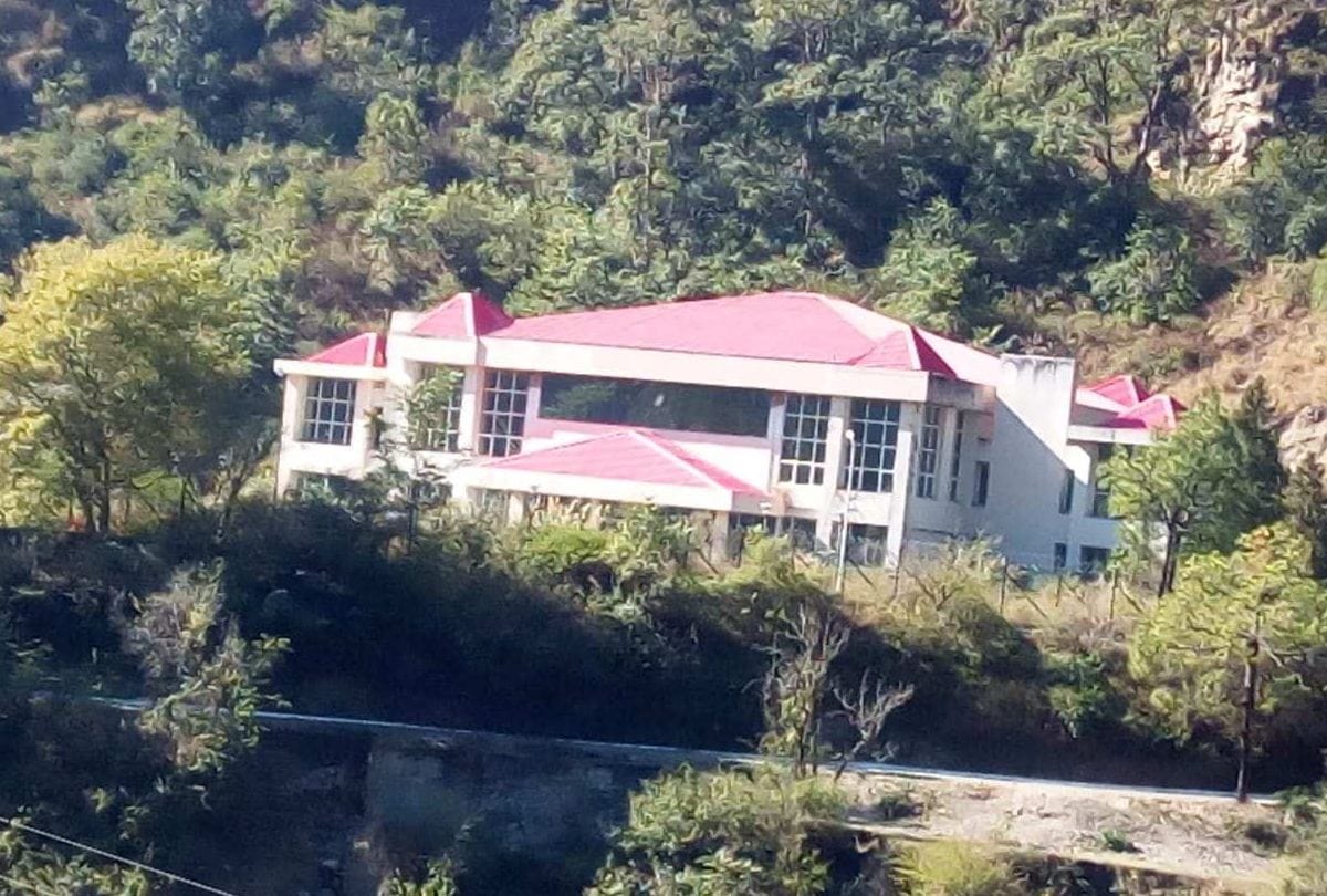Baba Ramdev Patanjali Yogpeeth Building in Sadhupul Solan Himachal Pradesh