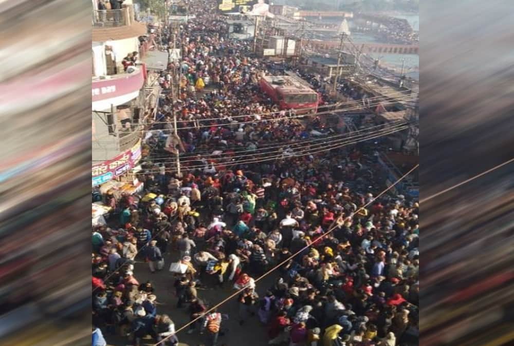 kartik purnima 2018 ganga snan Pilgrims Panic on Har ki pauri haridwar