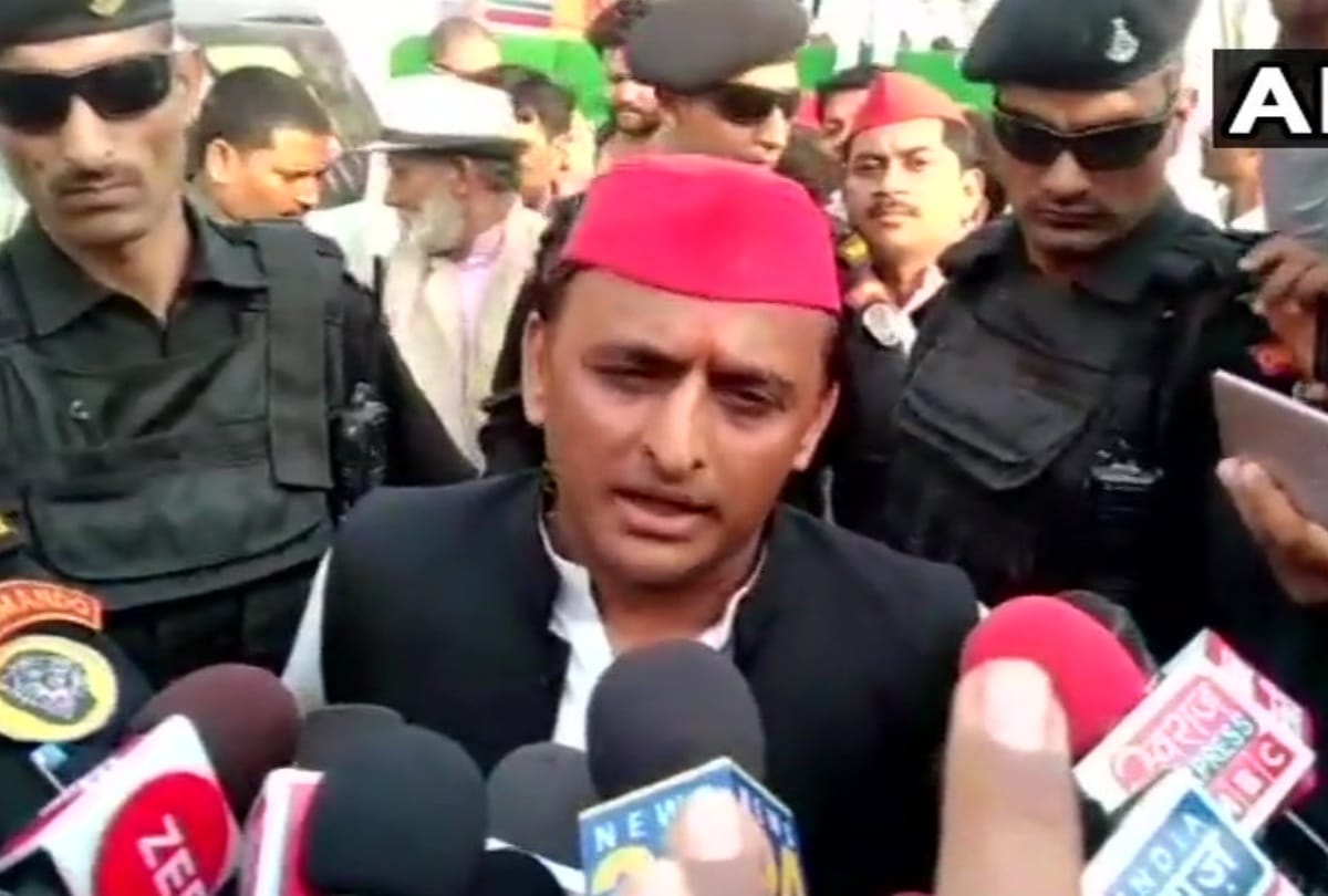 akhilesh yadav speaks on dharmsabha in ayodhya.