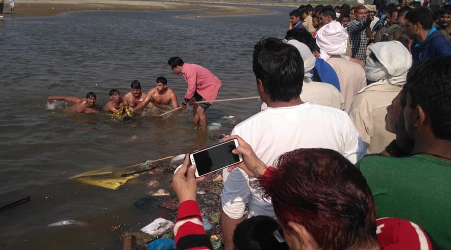Baghpat, death of a young man drowned in river on Kartik Purnima