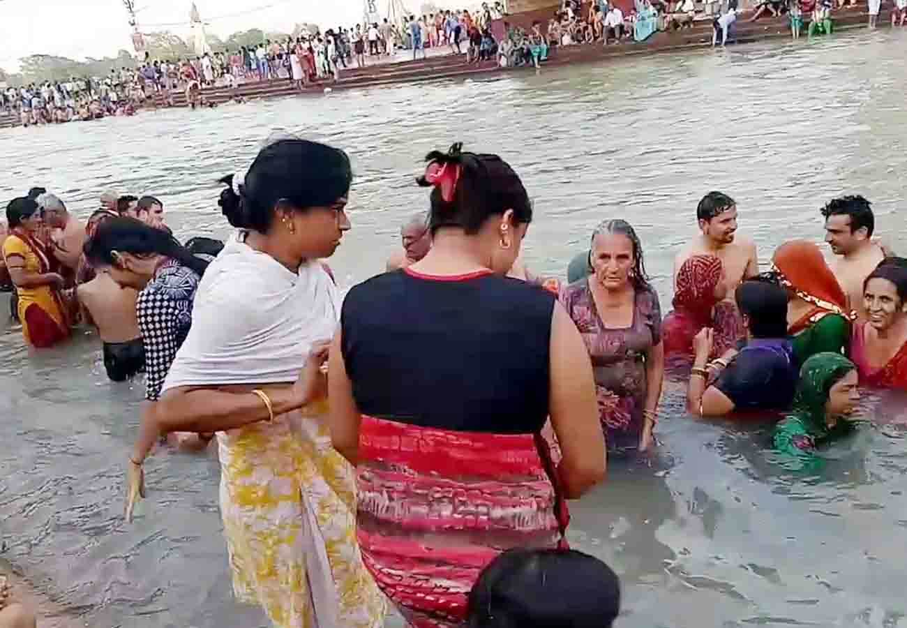 Ganga Snan Kartik Purnima 2018 Importance Significance Places Timing