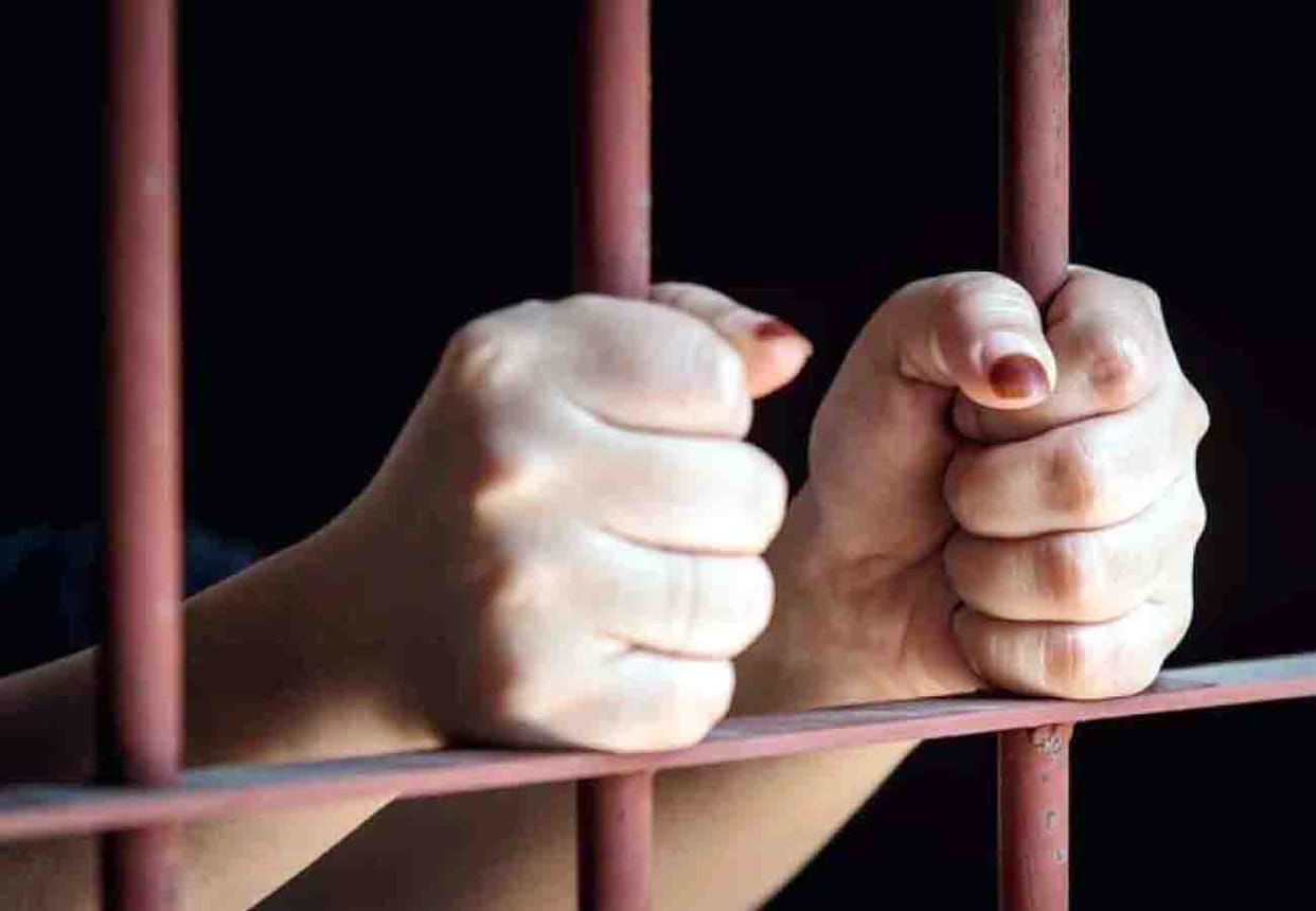 Girl Released from Nari Niketan in kanpur