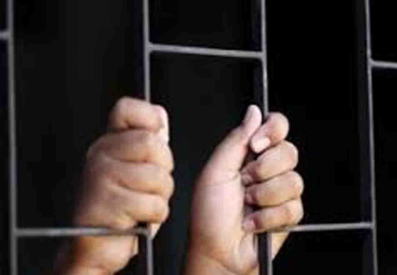 Girl Released from Nari Niketan in kanpur
