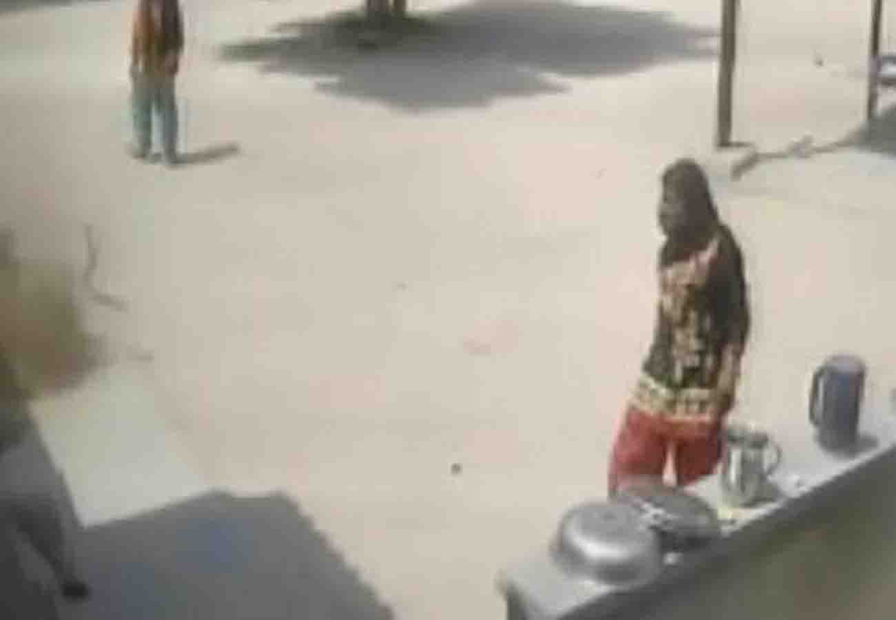 Girl Released from Nari Niketan in kanpur
