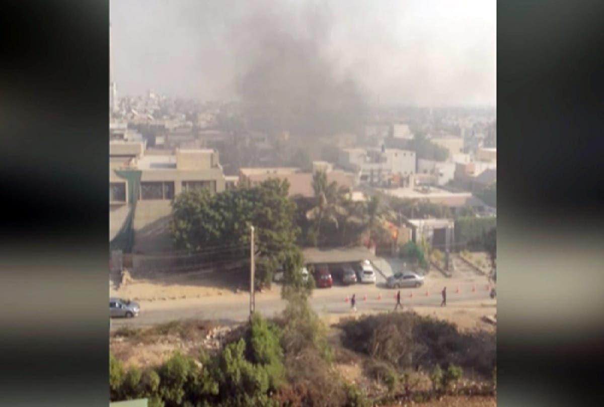 Firing near Chinese Consulate in Karachi's Clifton area