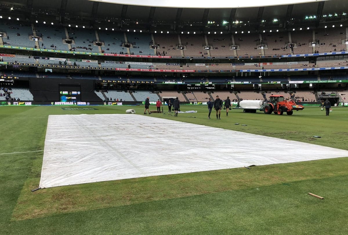 AUSvIND: Live Scorecard of second t-20 from Melbourne, watch live updates