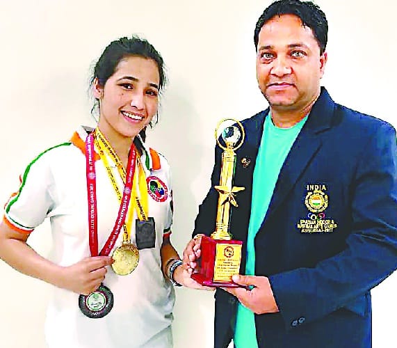 Monaika Pithoragarh won bronze in Asian martial arts