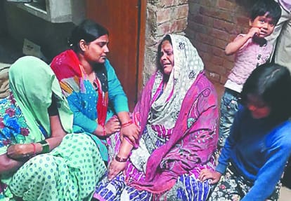 Village Panchayat Officer found hanging
