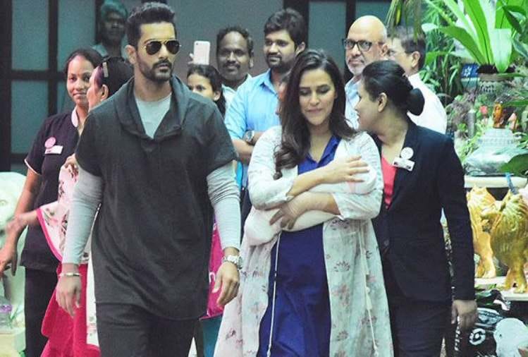 neha dhupia discharge from hospital and angad bedi received her