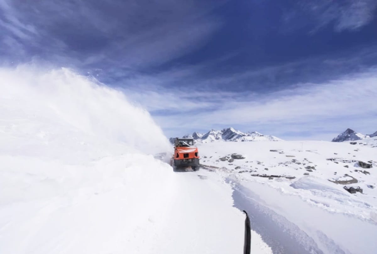 rohtang pass restored for traffic today