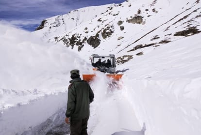 rohtang pass restored for traffic today
