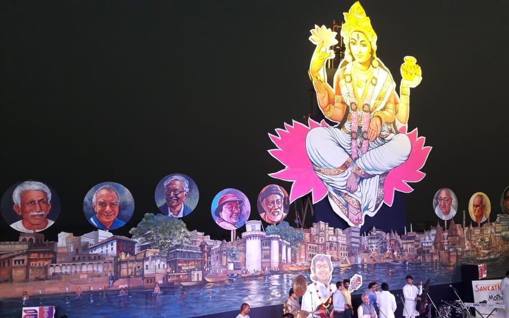 Dev deepawali festival celebrate in varanasi