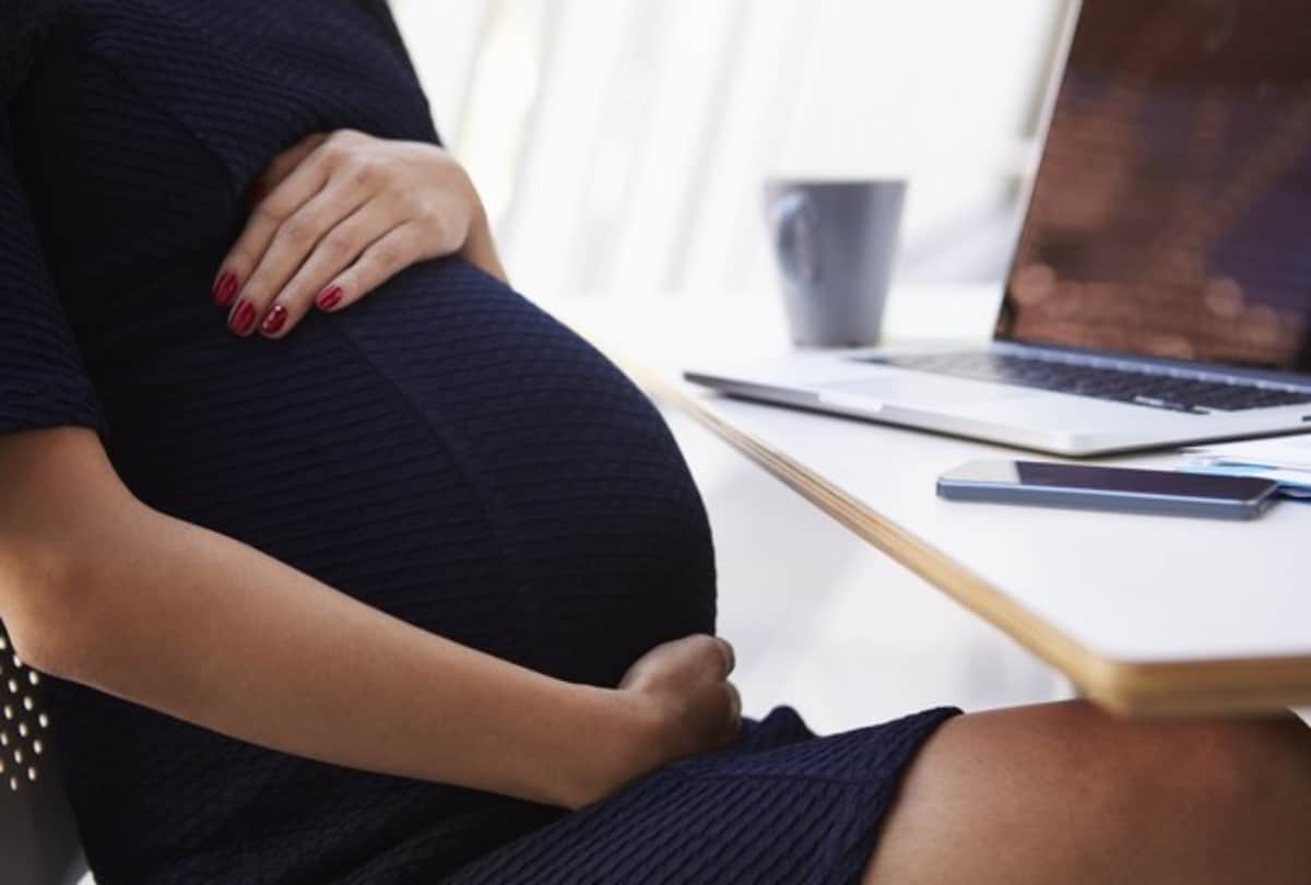 Boss threatened pregnant employee he told Something weird and People got astonished