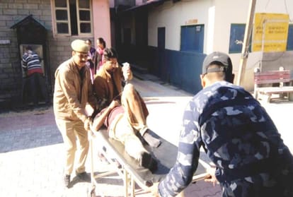 four injured and one died in a car accident at sundernagar himachal