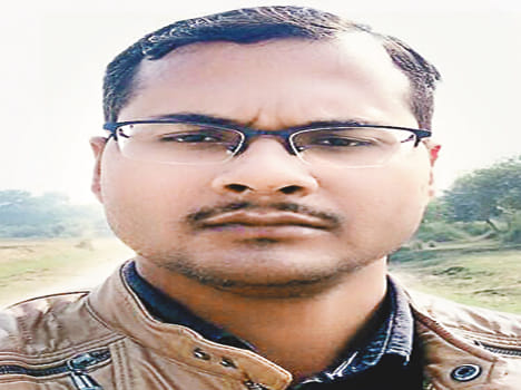 The body of the Panchayat Secretary got hanged on the trap
