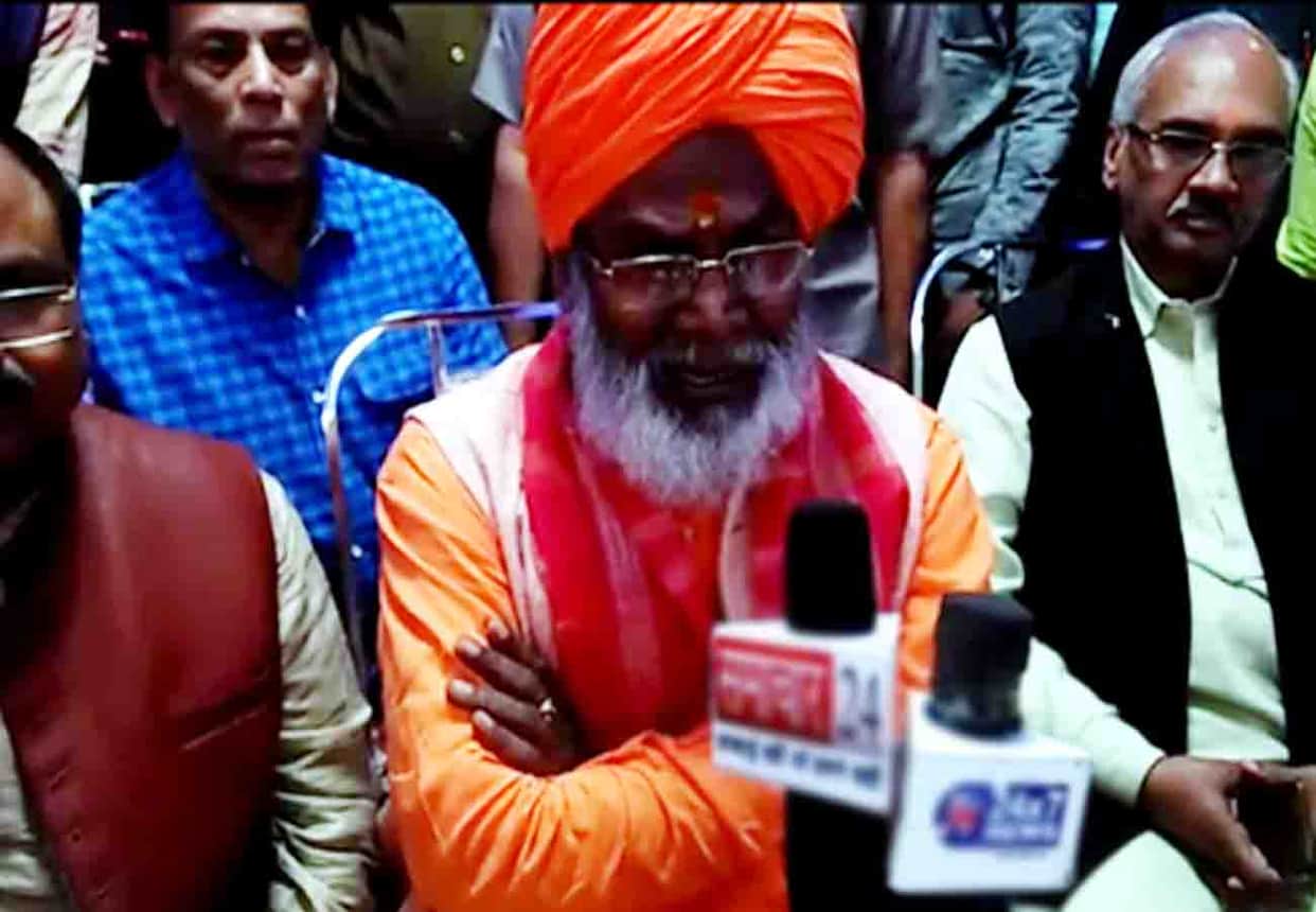 Sakshi maharaj statement about threat call