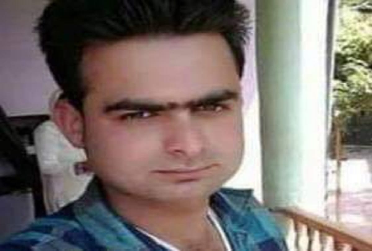 Militants killed a former SPO abducted three persons two others freed in south Kashmir