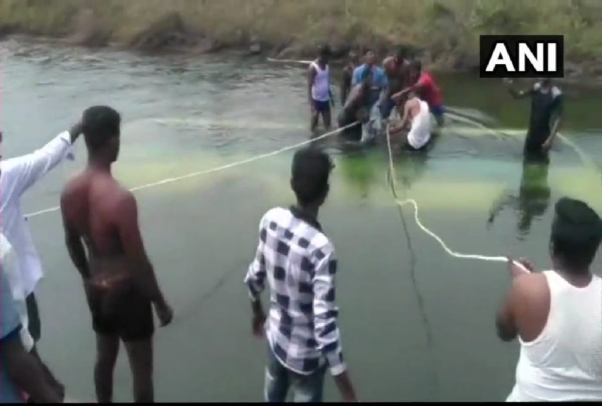 karnataka: At least 15 people died after the bus they were in, fell into VC canal near Mandya