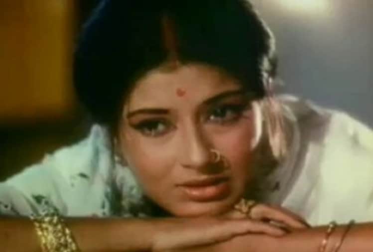 Moushumi Chatterjee moved to Bombay High Court wants to meet comatose daughter Payal