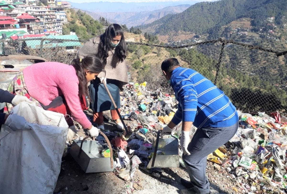 ढांडा में कचरे का पहाड़ देख दंग रह गए मेयर-अफसर