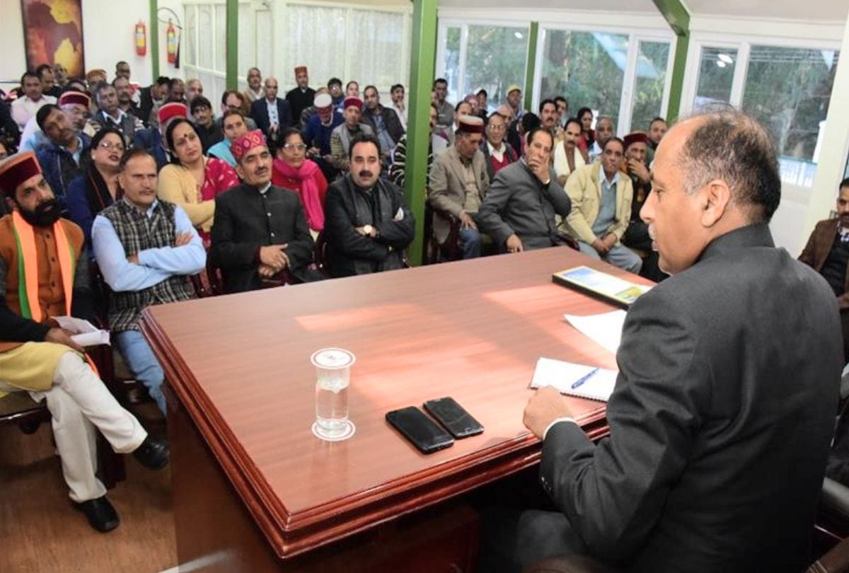 CM Jairam Thakur stresses for close coordination between government and organization
